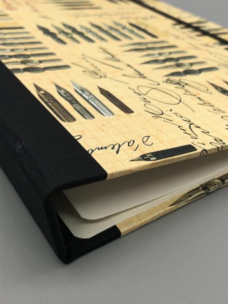 Ringbuch Planer A5 schwarz Detail Leinenrücken